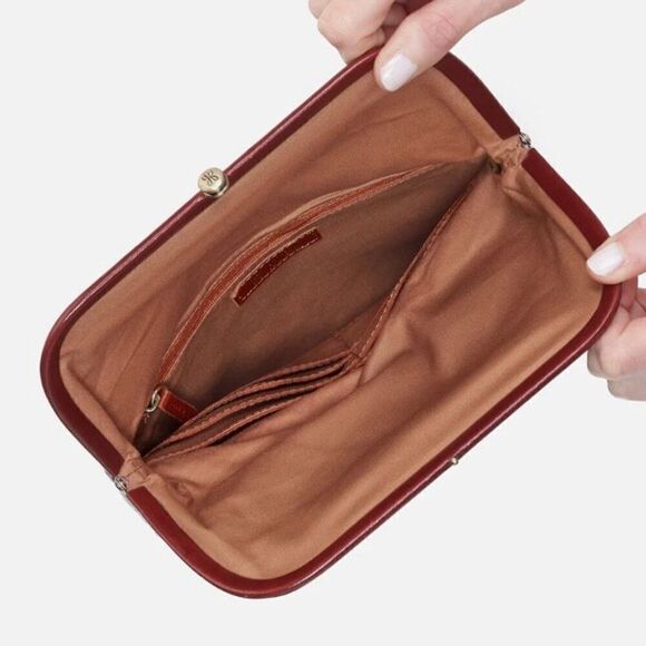 HOBO‎ LAUREN CLUTCH LEATHER WRISTLET WALLET  Red Henna Luxury Leather, NWT - Picture 4 of 15